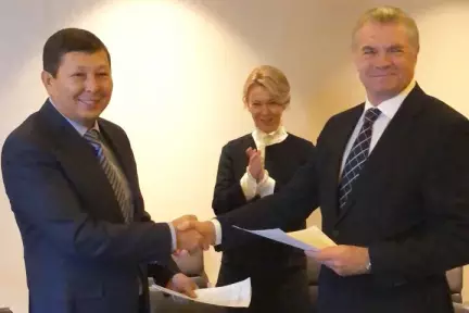 АО «КазМунайГаз» и ПАО «Газпром» подписали протокол по вопросам сотрудничества в газовой отрасли на 2018 год