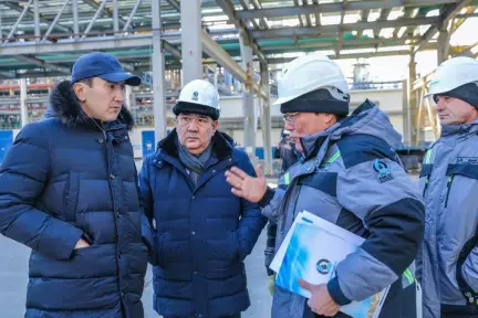 Председатель Правления КМГ подверг критике продолжительность планово-предупредительного ремонта на Атырауском НПЗ