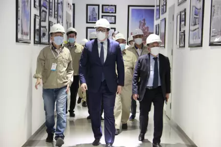 Management of Samruk-Kazyna and KMG Visits Shymkent Refinery after Overhaul