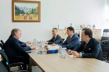 М.Мирзагалиев провел встречу с генеральным директором КТК