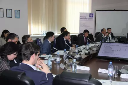 Эксперты обсудили прогнозы цен на нефть и влияние внешней конъюнктуры на экономику Казахстана