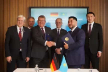 КазМунайГаз и Rosneft Deutschland подписали договор о поставках нефти в Германию на 2023 год 