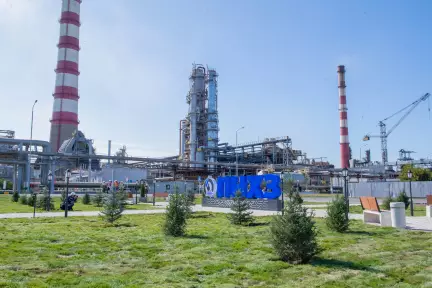 Павлодарский нефтехимический завод празднует 45-летие