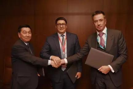 “KazMunayGas” Signs Trilateral Agreement for  Integrated Gas Chemical Complex Construction Project