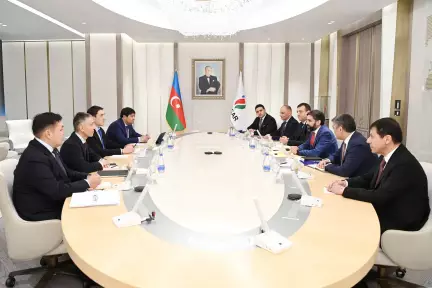 КМГ and SOCAR discuss further cooperation in oil transportation