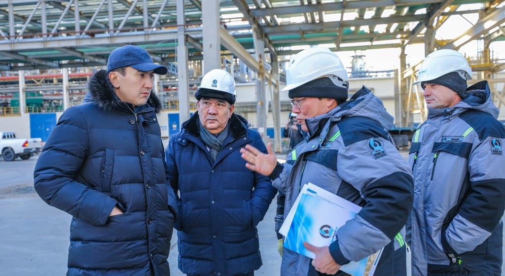 ҚМГ Басқарма төрағасы Атырау МӨЗ-де жоспарлы-алдын алу жөндеу жұмыстарының ұзаққа созылғанын сынға алды