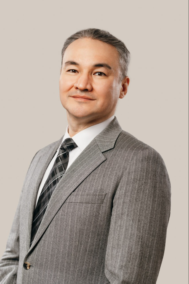 Есі мен кискасы